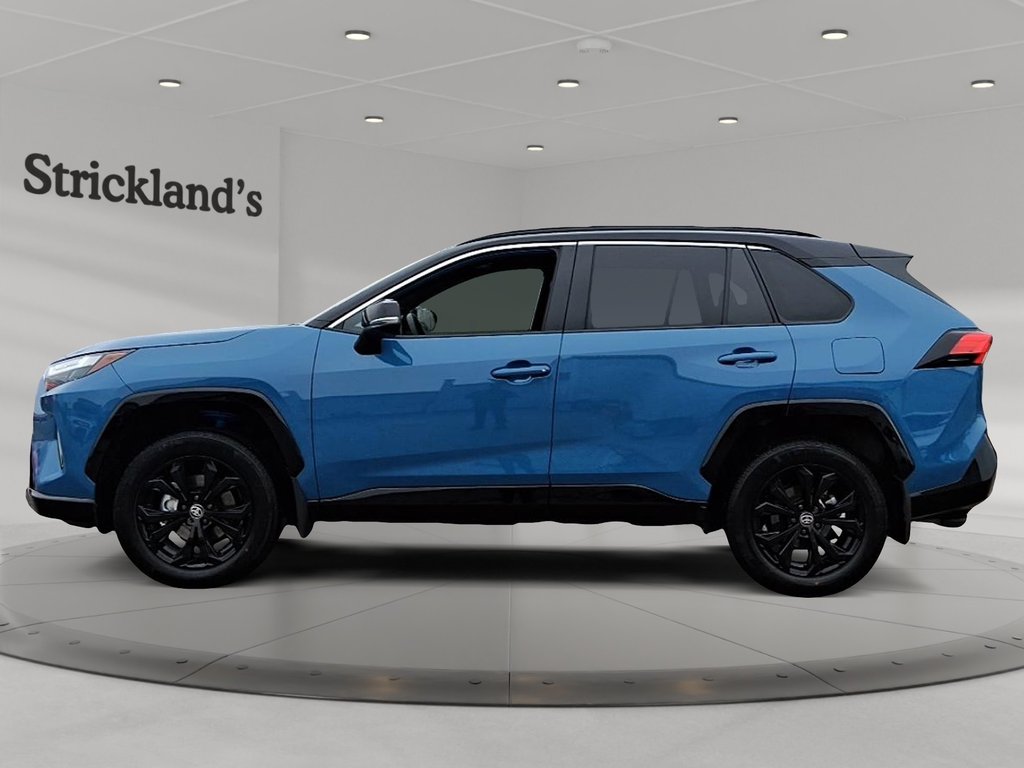 2025 Toyota RAV4 Hybrid XSE AWD in Stratford, Ontario - 5 - w1024h768px
