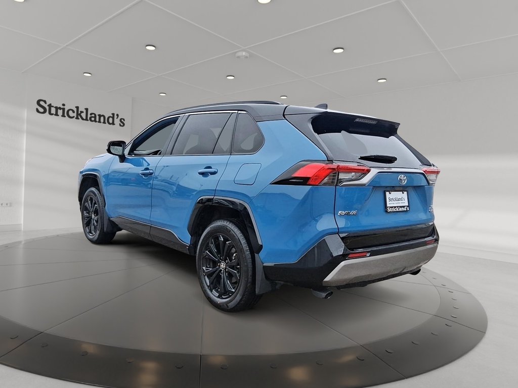2025 Toyota RAV4 Hybrid XSE AWD in Stratford, Ontario - 4 - w1024h768px