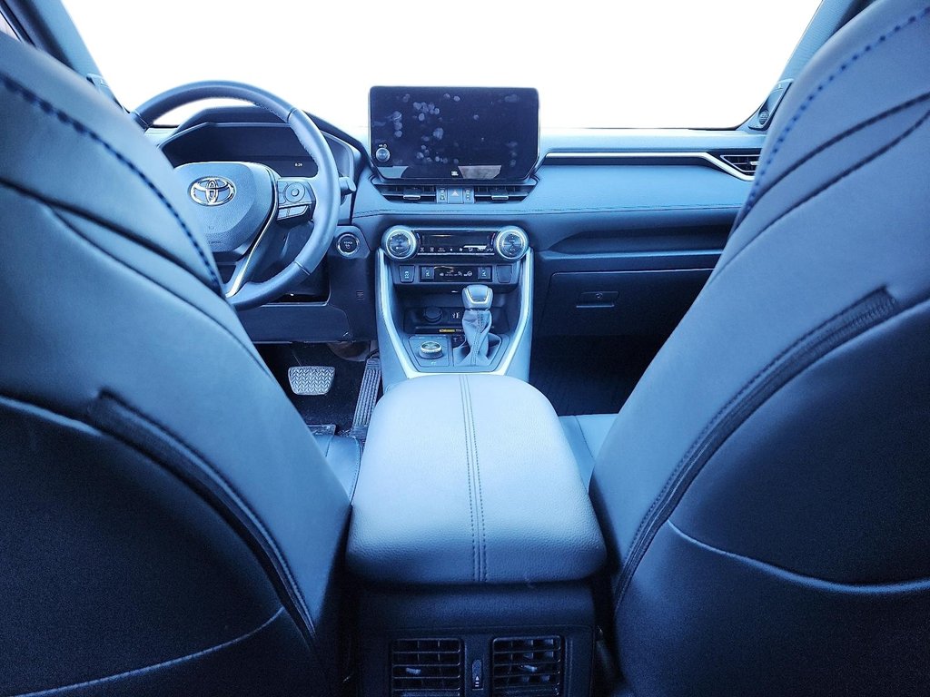 2025 Toyota RAV4 Hybrid XSE AWD in Stratford, Ontario - 9 - w1024h768px