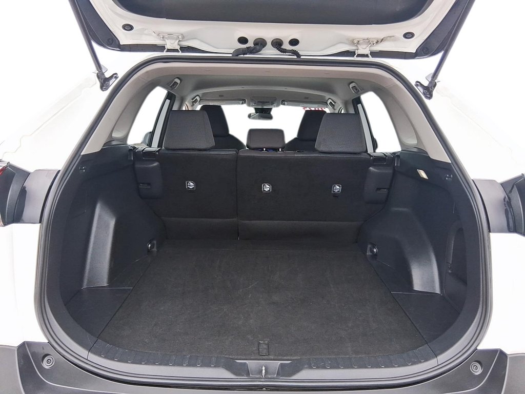 2025 Toyota RAV4 Hybrid LE AWD in Stratford, Ontario - 6 - w1024h768px