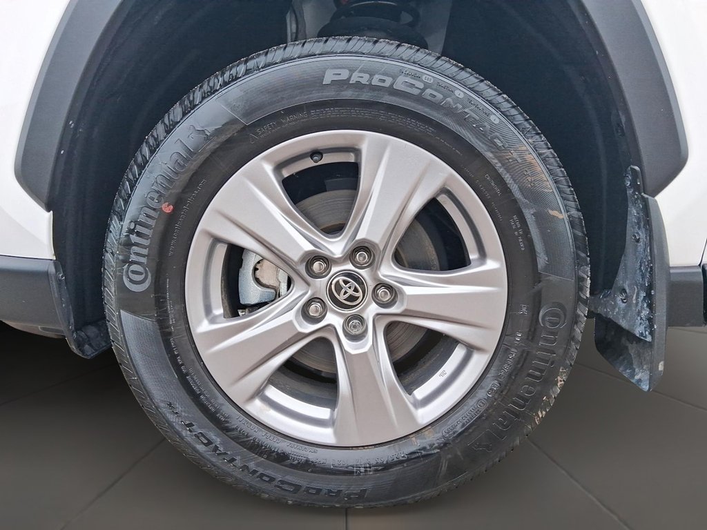2025 Toyota RAV4 Hybrid LE AWD in Stratford, Ontario - 7 - w1024h768px