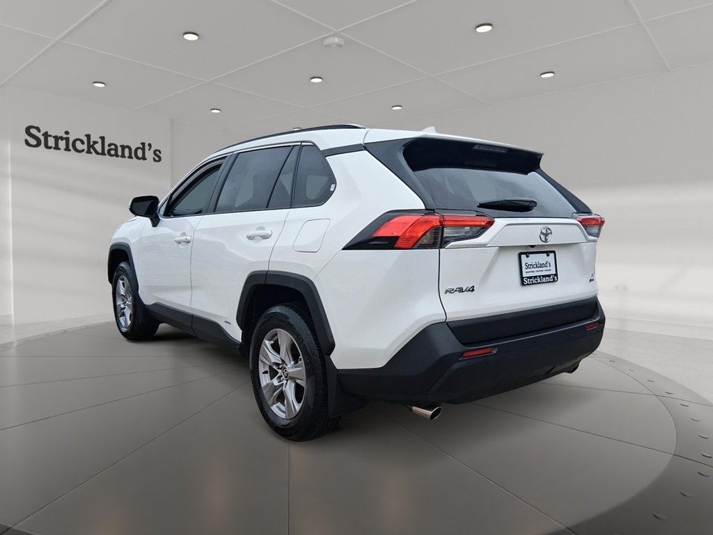 2025 Toyota RAV4 Hybrid LE AWD in Stratford, Ontario - 4 - w1024h768px