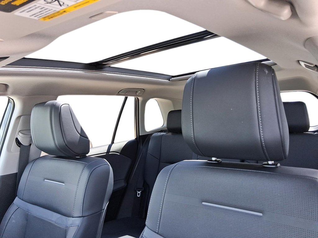 2026 Toyota RAV4 Hybrid RAV4 Limited AWD in Stratford, Ontario - 19 - w1024h768px