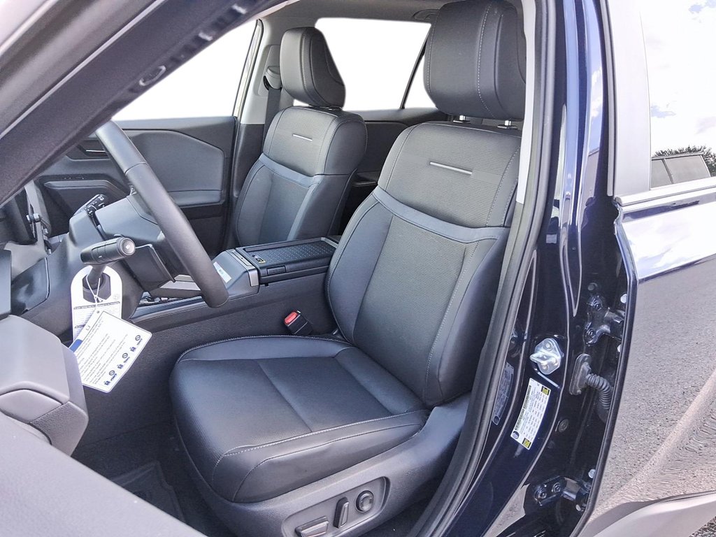 2026 Toyota RAV4 Hybrid RAV4 Limited AWD in Stratford, Ontario - 9 - w1024h768px