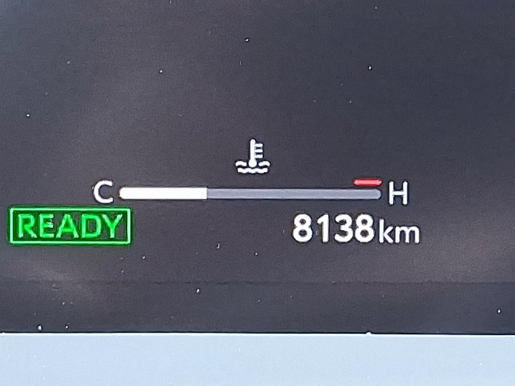 2026 Toyota RAV4 Hybrid RAV4 XSE AWD in Stratford, Ontario - 13 - w1024h768px