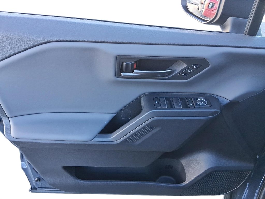 2026 Toyota RAV4 Hybrid RAV4 XSE AWD in Stratford, Ontario - 11 - w1024h768px