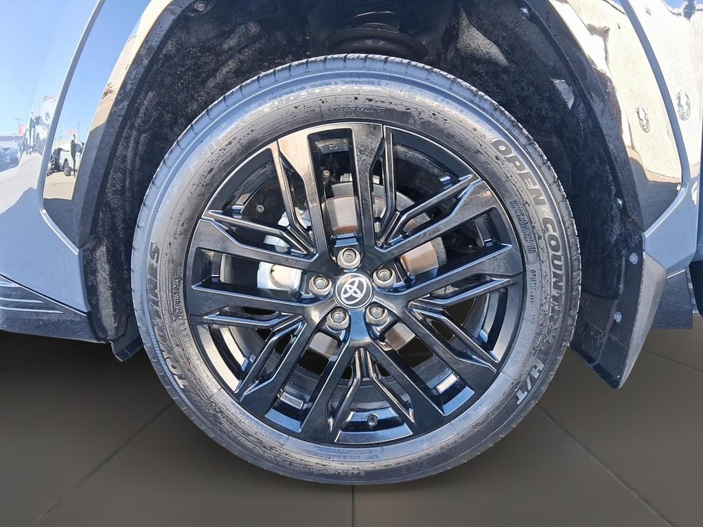 2026 Toyota RAV4 Hybrid RAV4 XSE AWD in Stratford, Ontario - 7 - w1024h768px