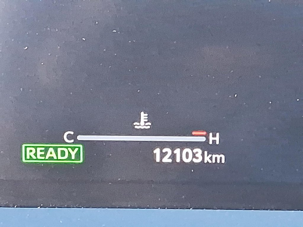 2026 Toyota RAV4 Hybrid RAV4 XSE AWD in Stratford, Ontario - 13 - w1024h768px