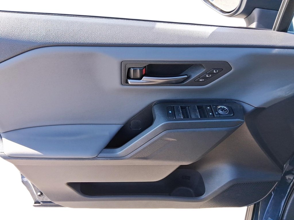 2026 Toyota RAV4 Hybrid RAV4 Limited AWD in Stratford, Ontario - 11 - w1024h768px
