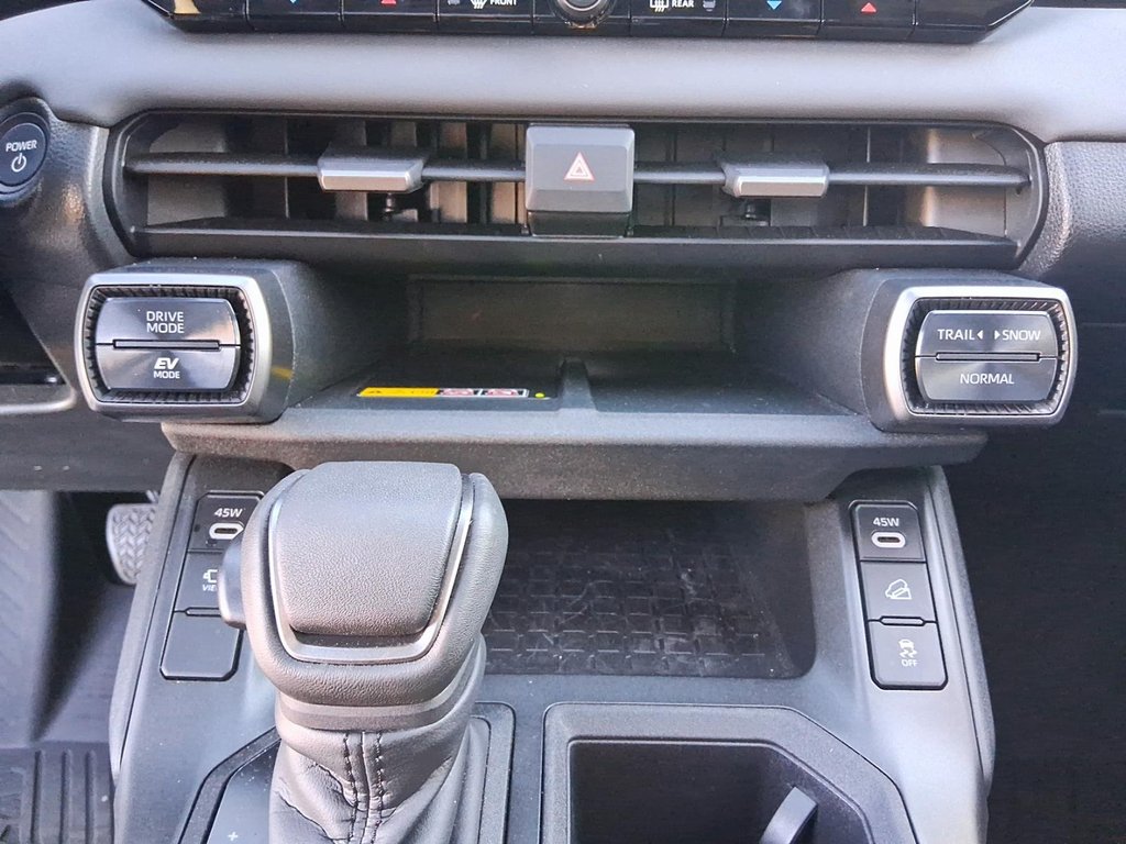 2026 Toyota RAV4 Hybrid RAV4 XSE AWD in Stratford, Ontario - 17 - w1024h768px