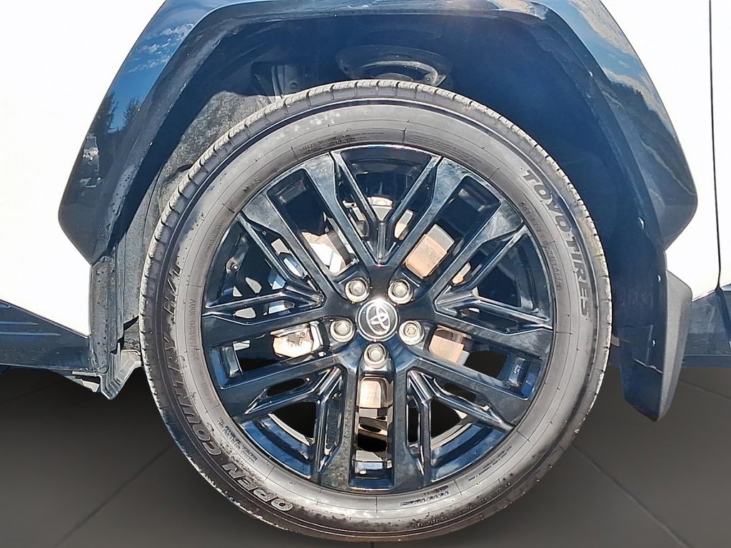 2026 Toyota RAV4 Hybrid RAV4 XSE AWD in Stratford, Ontario - 7 - w1024h768px