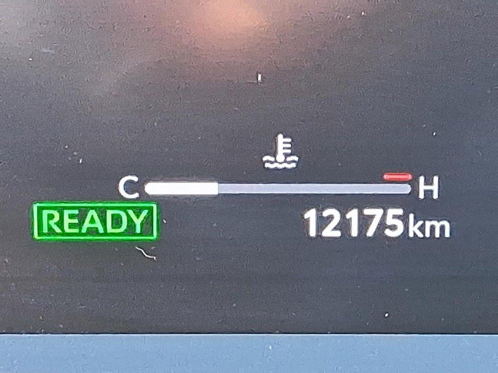 2026 Toyota RAV4 Hybrid RAV4 XSE AWD in Stratford, Ontario - 13 - w1024h768px