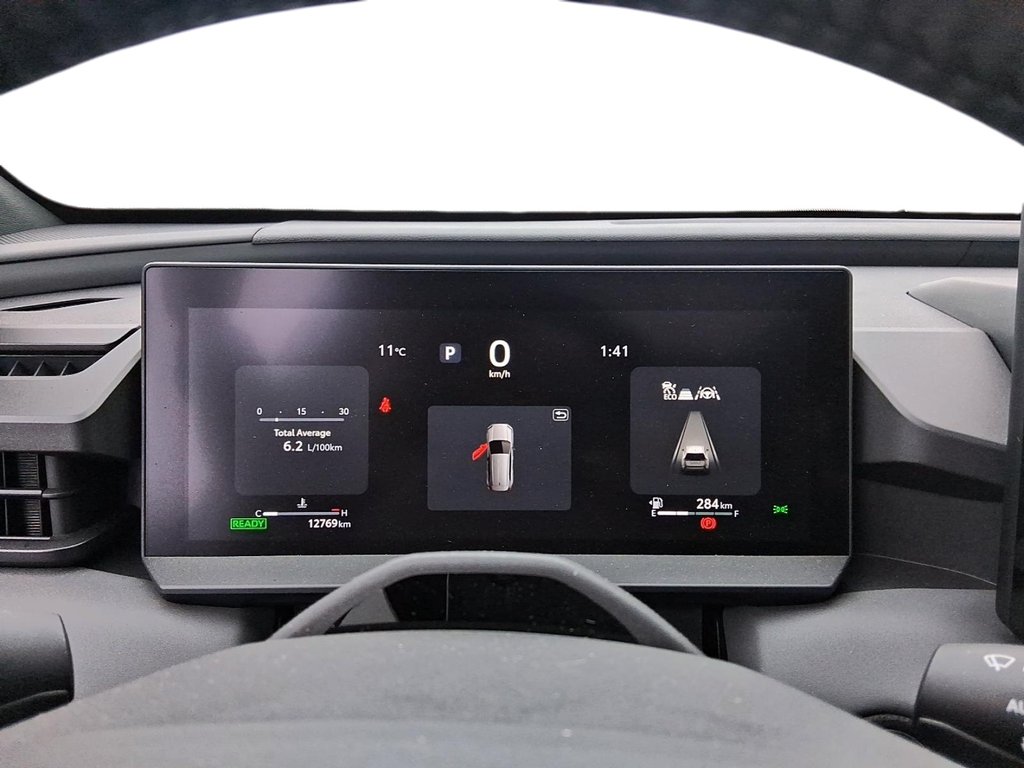 2026 Toyota RAV4 Hybrid RAV4 XSE AWD in Stratford, Ontario - 14 - w1024h768px