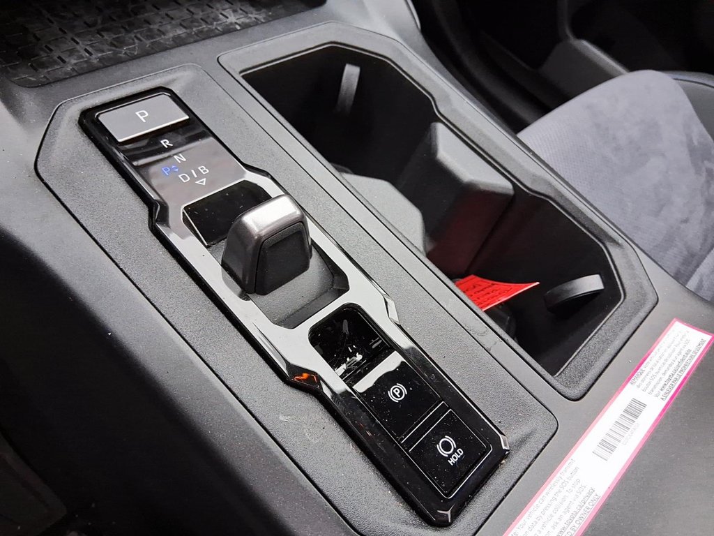 2026 Toyota RAV4 Hybrid RAV4 XSE AWD in Stratford, Ontario - 17 - w1024h768px