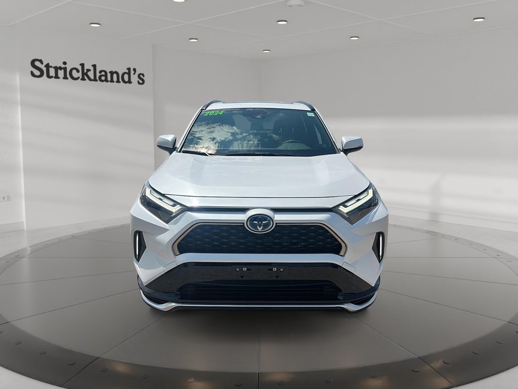 2024 Toyota RAV4 PLUG-IN HYBRID XSE AWD in Stratford, Ontario - 2 - w1024h768px