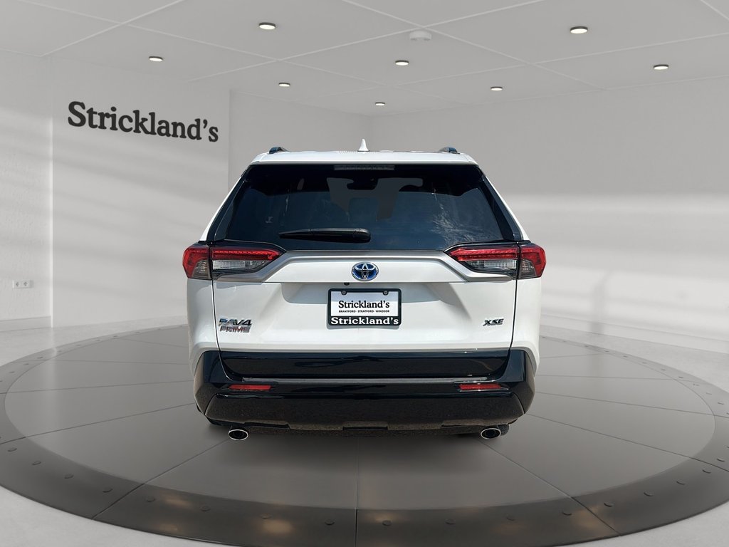 2024 Toyota RAV4 PLUG-IN HYBRID XSE AWD in Stratford, Ontario - 3 - w1024h768px
