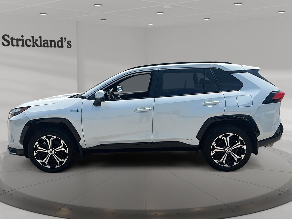 2024 Toyota RAV4 PLUG-IN HYBRID XSE AWD in Stratford, Ontario - 5 - w1024h768px