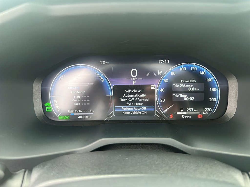 2024 Toyota RAV4 PLUG-IN HYBRID XSE AWD in Stratford, Ontario - 13 - w1024h768px