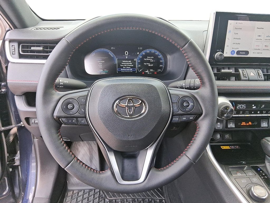 2024 Toyota RAV4 PLUG-IN HYBRID XSE AWD in Stratford, Ontario - 11 - w1024h768px