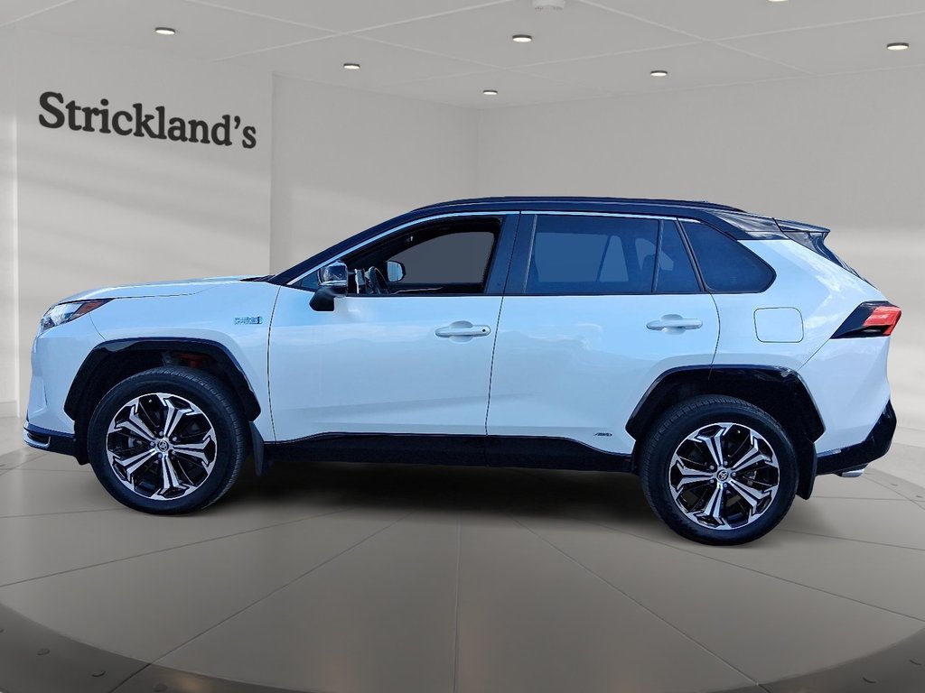 2024 Toyota RAV4 Plug-in Hybrid XSE AWD in Stratford, Ontario - 5 - w1024h768px
