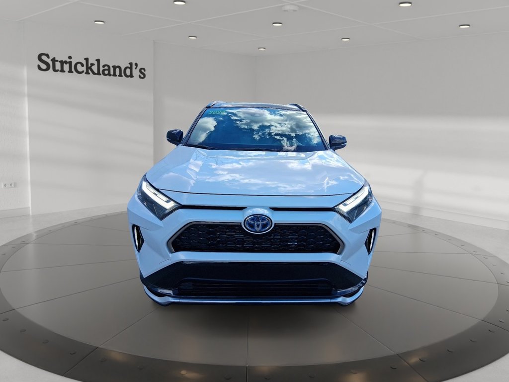 2024 Toyota RAV4 Plug-in Hybrid XSE AWD in Stratford, Ontario - 2 - w1024h768px