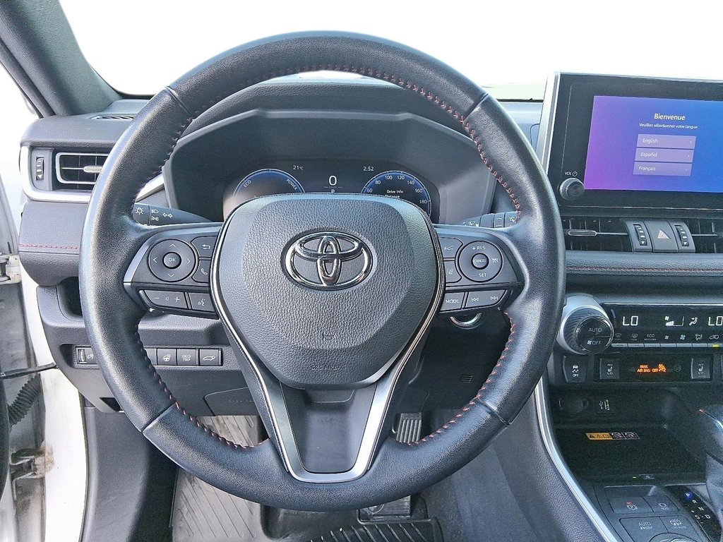 2024 Toyota RAV4 Plug-in Hybrid XSE AWD in Stratford, Ontario - 12 - w1024h768px