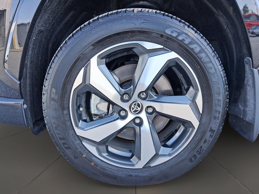 2024 Toyota RAV4 Plug-in Hybrid SE AWD in Stratford, Ontario - 7 - w1024h768px