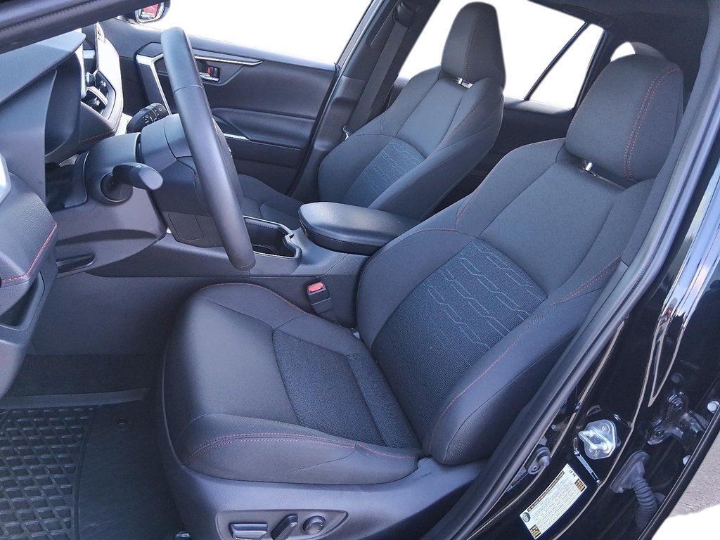 2024 Toyota RAV4 Plug-in Hybrid SE AWD in Stratford, Ontario - 8 - w1024h768px