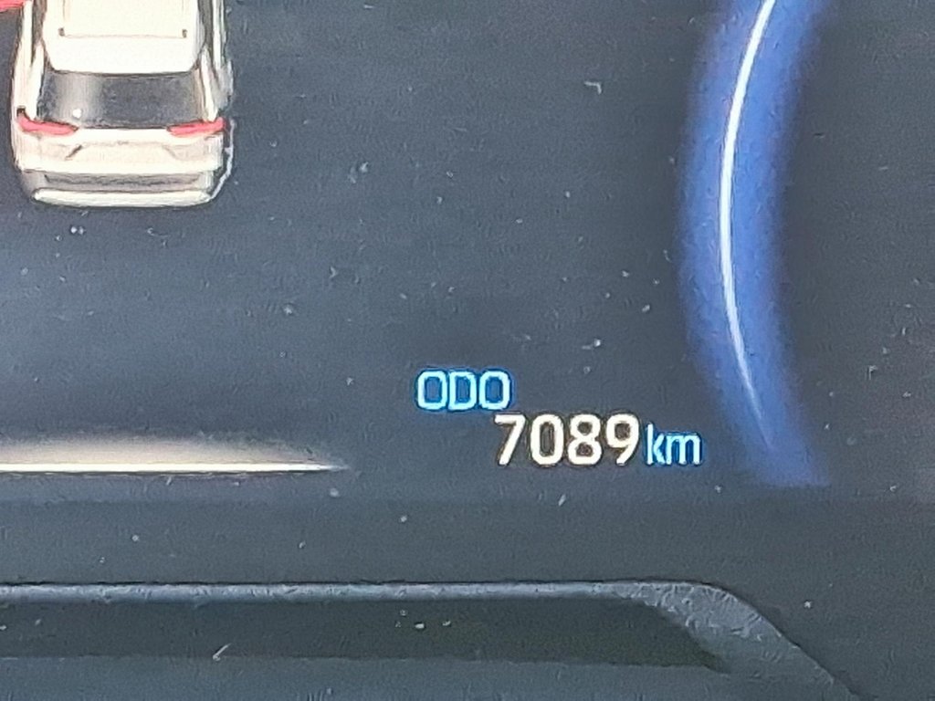 2024 Toyota RAV4 Plug-in Hybrid SE AWD in Stratford, Ontario - 13 - w1024h768px