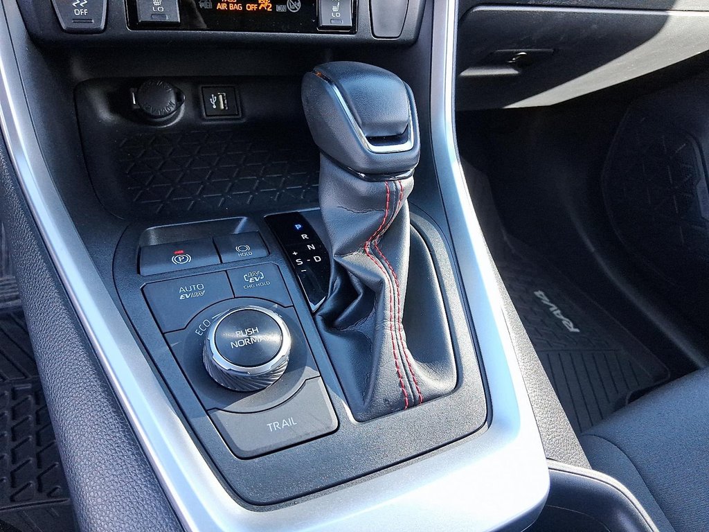 2024 Toyota RAV4 Plug-in Hybrid SE AWD in Stratford, Ontario - 16 - w1024h768px