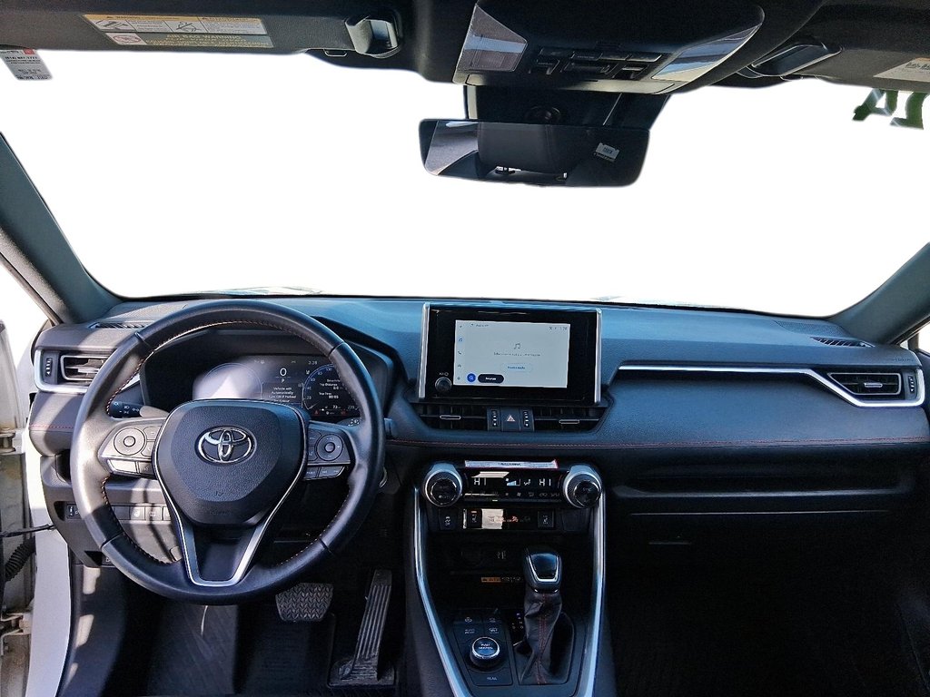 2024 Toyota RAV4 Plug-in Hybrid XSE AWD in Stratford, Ontario - 11 - w1024h768px