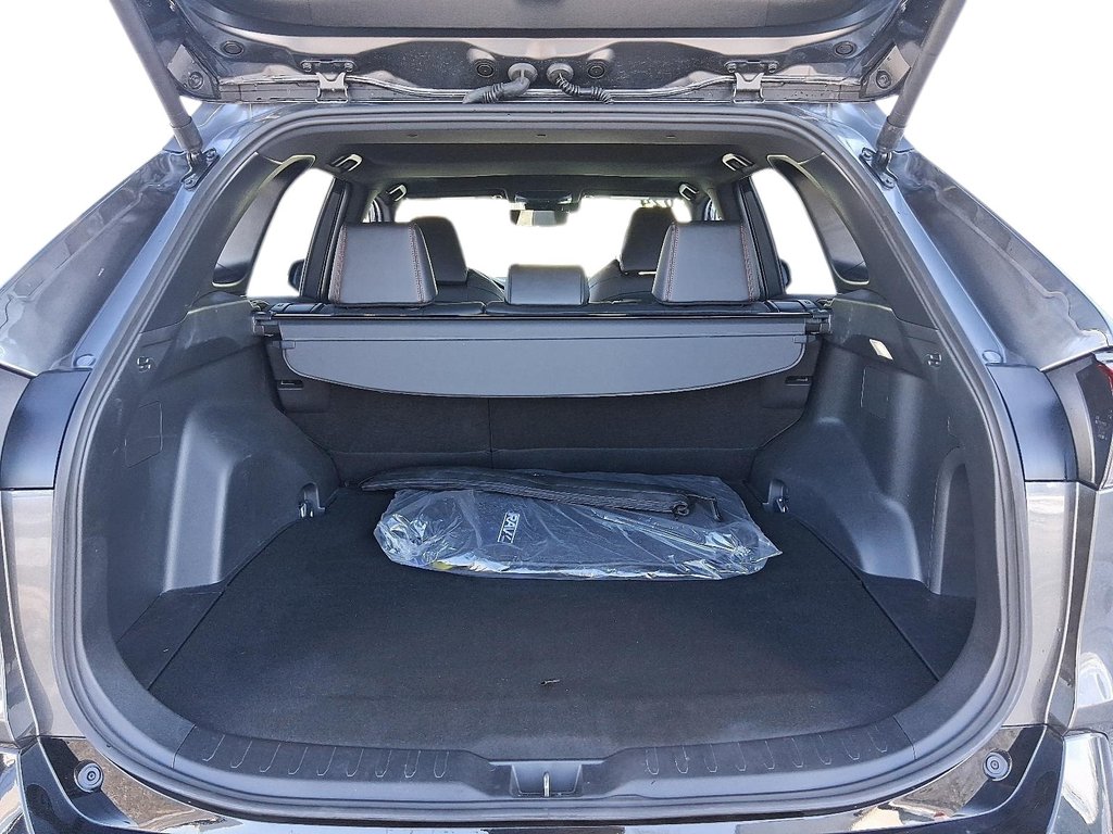 2024 Toyota RAV4 Plug-in Hybrid XSE AWD in Stratford, Ontario - 6 - w1024h768px