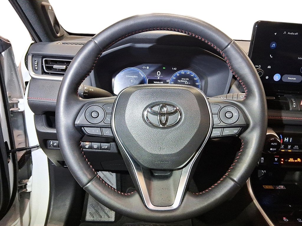 2024 Toyota RAV4 Plug-in Hybrid XSE AWD in Stratford, Ontario - 13 - w1024h768px