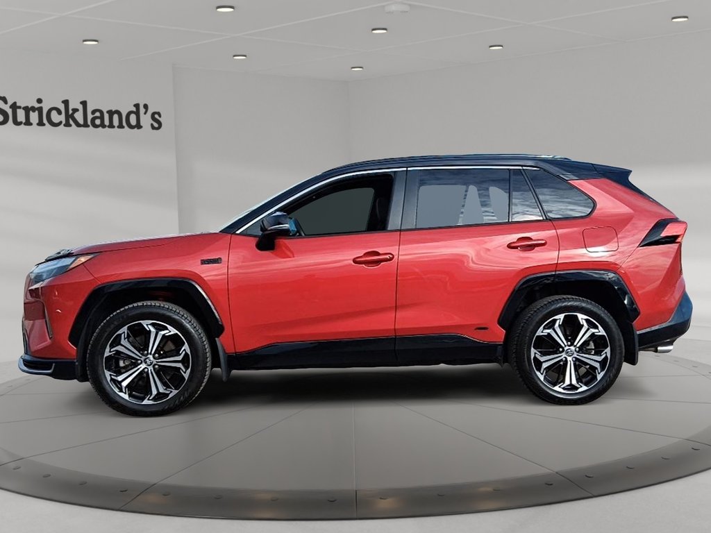2024 Toyota RAV4 Plug-in Hybrid XSE AWD in Stratford, Ontario - 5 - w1024h768px