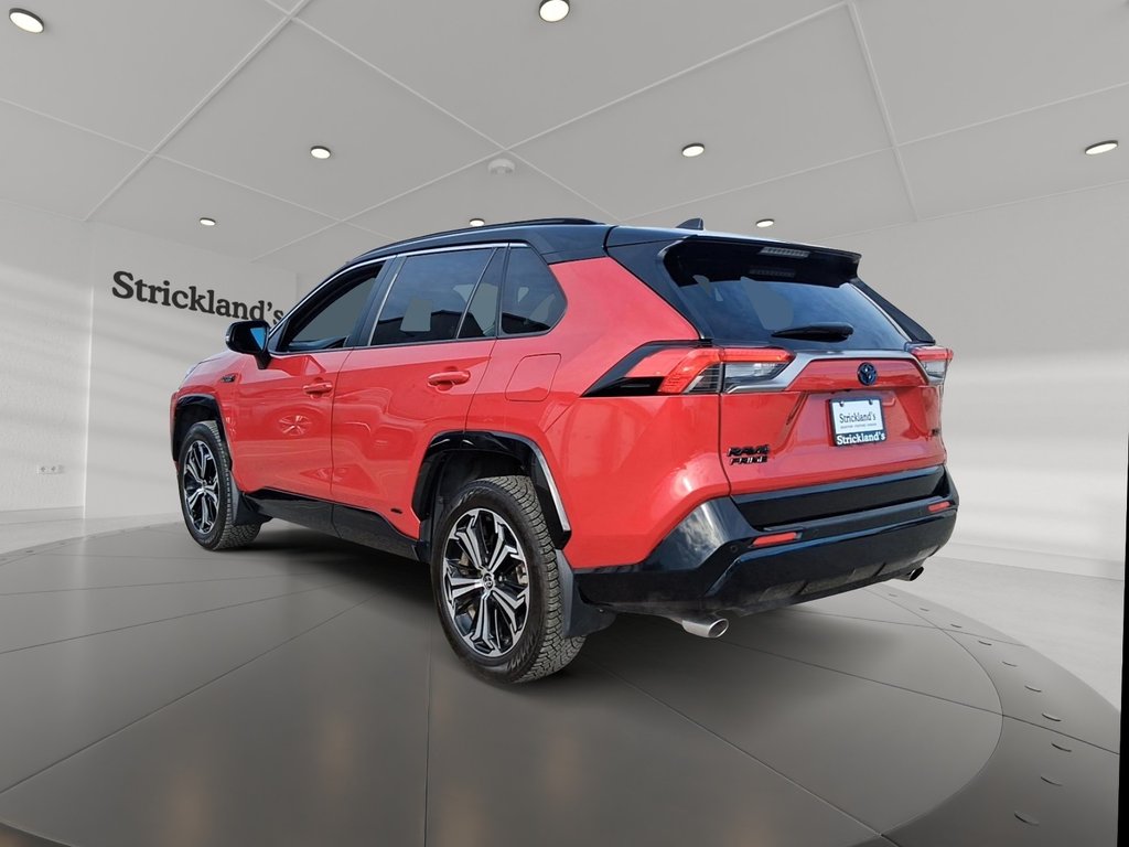 2024 Toyota RAV4 Plug-in Hybrid XSE AWD in Stratford, Ontario - 4 - w1024h768px