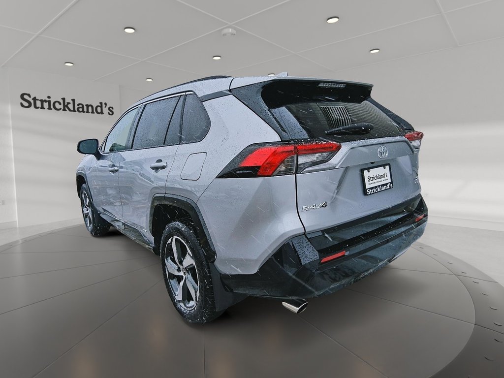 2025 Toyota RAV4 Plug-in Hybrid SE AWD in Stratford, Ontario - 4 - w1024h768px