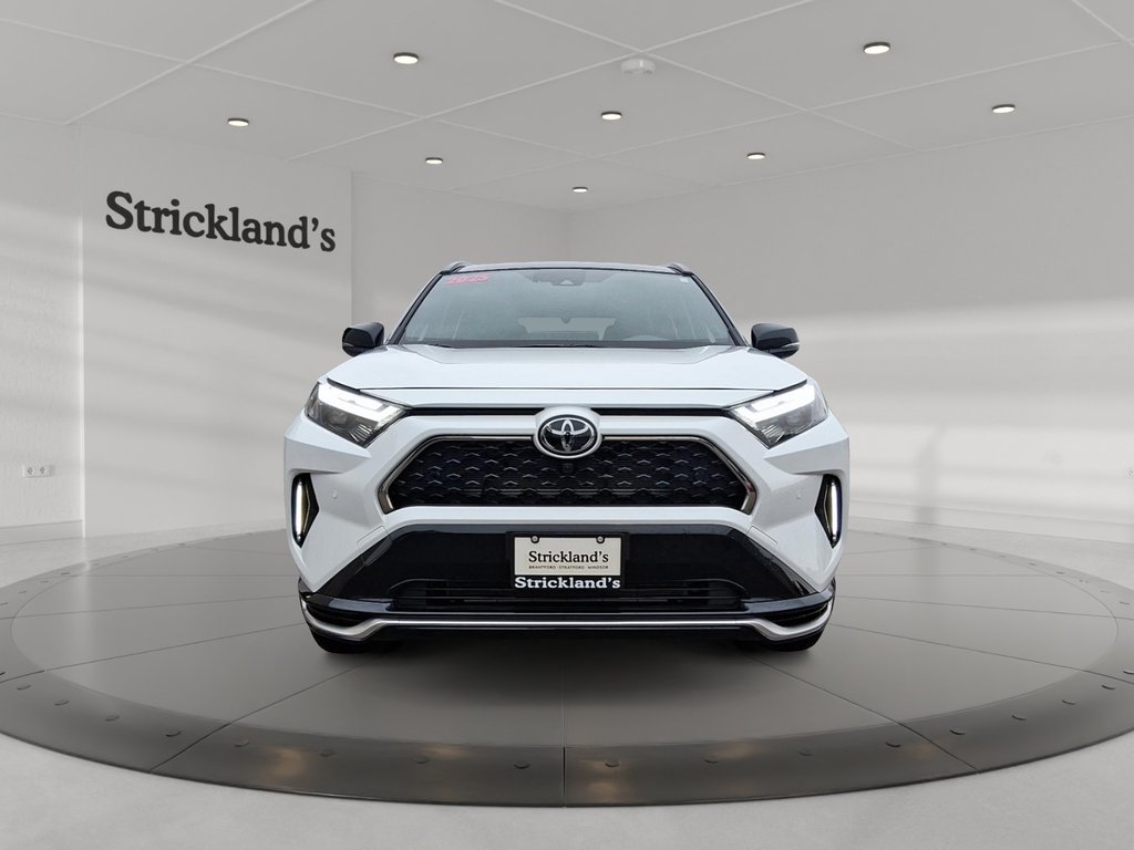 2025 Toyota RAV4 Plug-in Hybrid XSE AWD in Stratford, Ontario - 2 - w1024h768px