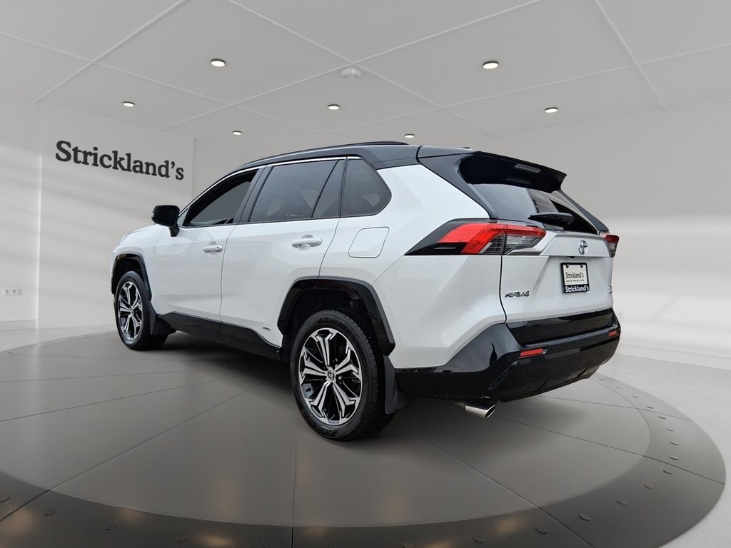 2025 Toyota RAV4 Plug-in Hybrid XSE AWD in Stratford, Ontario - 4 - w1024h768px
