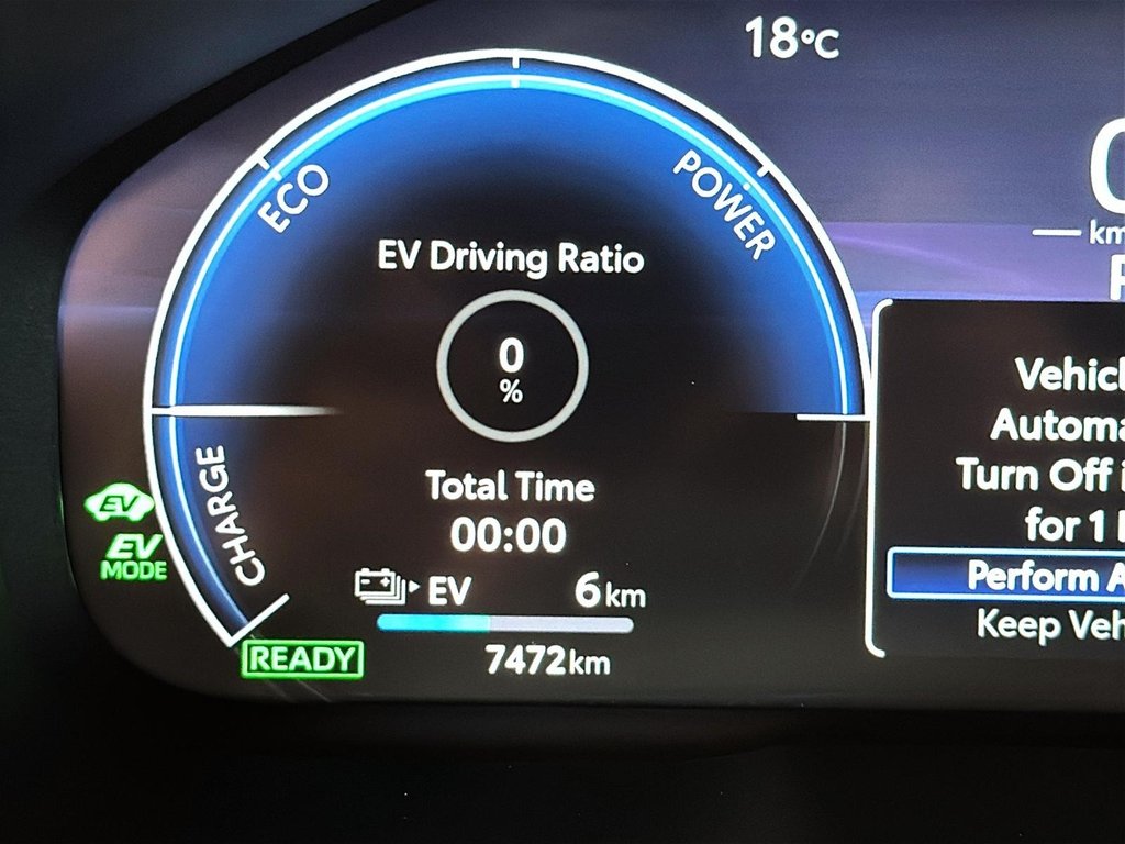 2025 Toyota RAV4 Plug-in Hybrid XSE AWD in Stratford, Ontario - 12 - w1024h768px