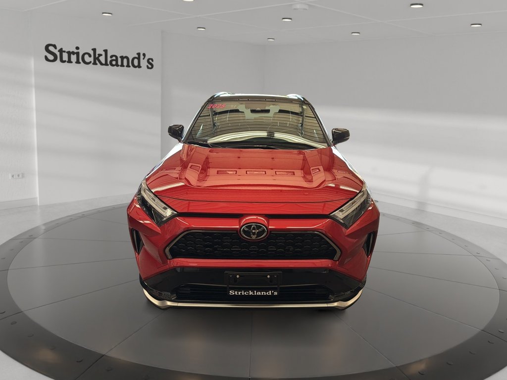 2025 Toyota RAV4 Plug-in Hybrid XSE AWD in Stratford, Ontario - 2 - w1024h768px