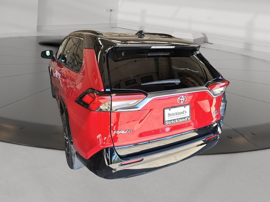 2025 Toyota RAV4 Plug-in Hybrid XSE AWD in Stratford, Ontario - 4 - w1024h768px