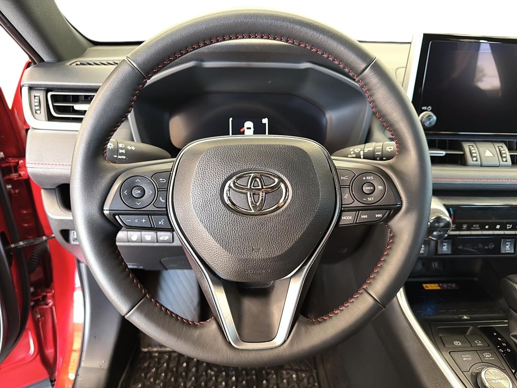 2025 Toyota RAV4 Plug-in Hybrid XSE AWD in Stratford, Ontario - 11 - w1024h768px