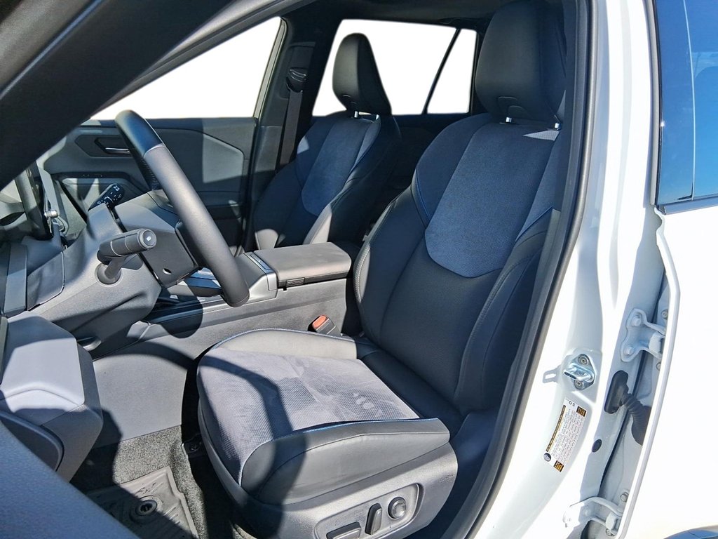 2026 Toyota RAV4 Plug-in Hybrid RAV4 PHEV XSE AWD in Stratford, Ontario - 8 - w1024h768px