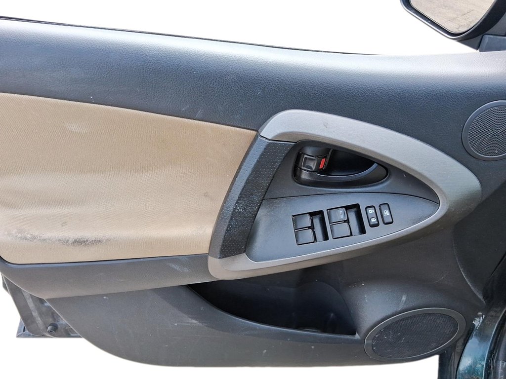 2010 Toyota RAV4 Base 4A in Stratford, Ontario - 11 - w1024h768px