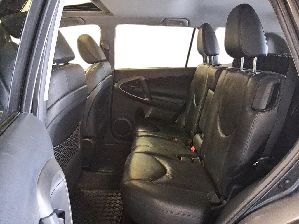 2012 Toyota RAV4 4WD Sport 4A in Stratford, Ontario - 9 - w1024h768px