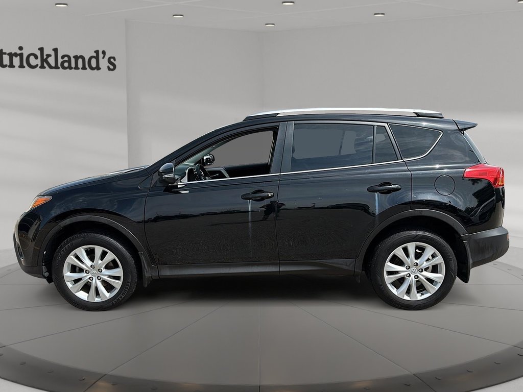 2013 Toyota RAV4 AWD Limited in Stratford, Ontario - 5 - w1024h768px