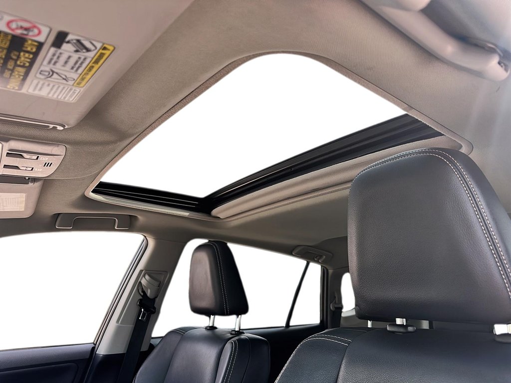 2013 Toyota RAV4 AWD Limited in Stratford, Ontario - 15 - w1024h768px