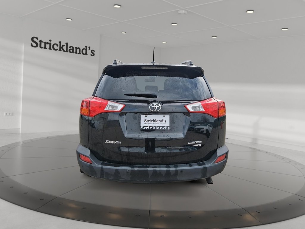 2013 Toyota RAV4 AWD Limited in Stratford, Ontario - 3 - w1024h768px