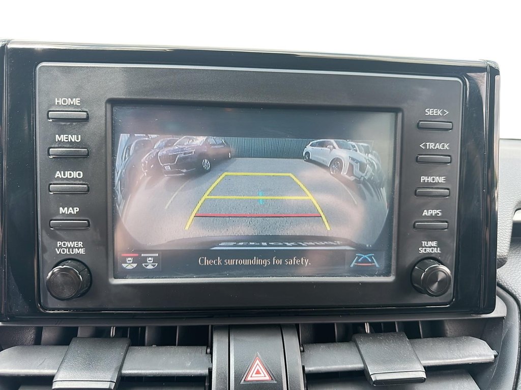 2020 Toyota RAV4 AWD LE in Stratford, Ontario - 16 - w1024h768px