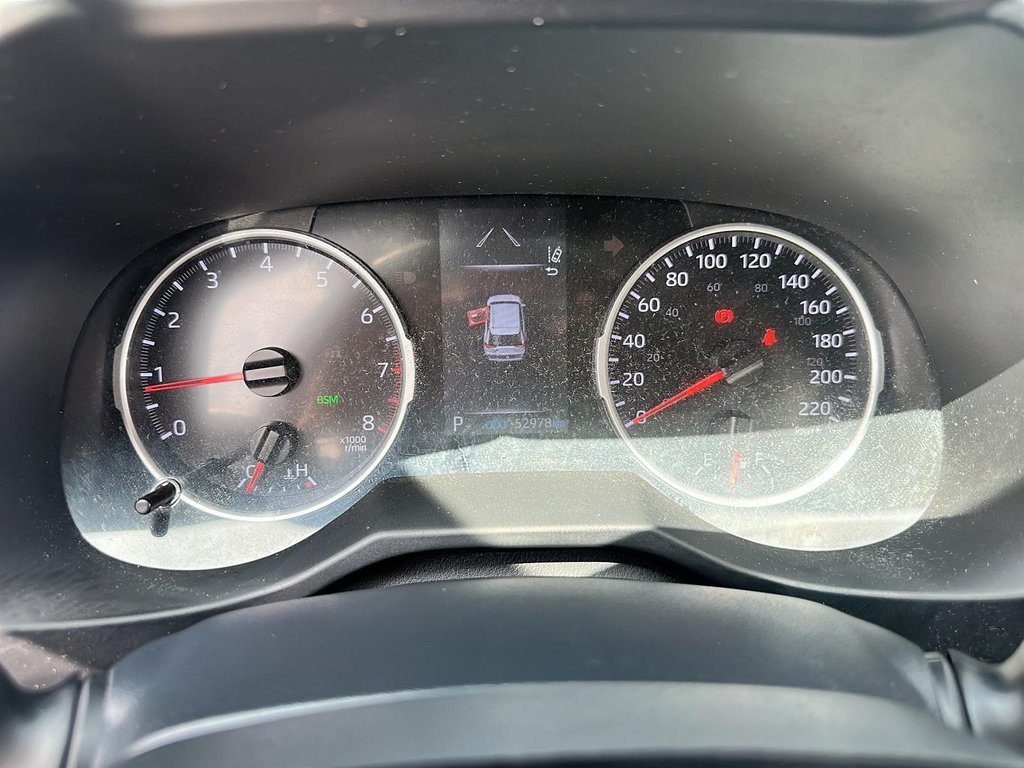 2020 Toyota RAV4 AWD LE in Stratford, Ontario - 13 - w1024h768px